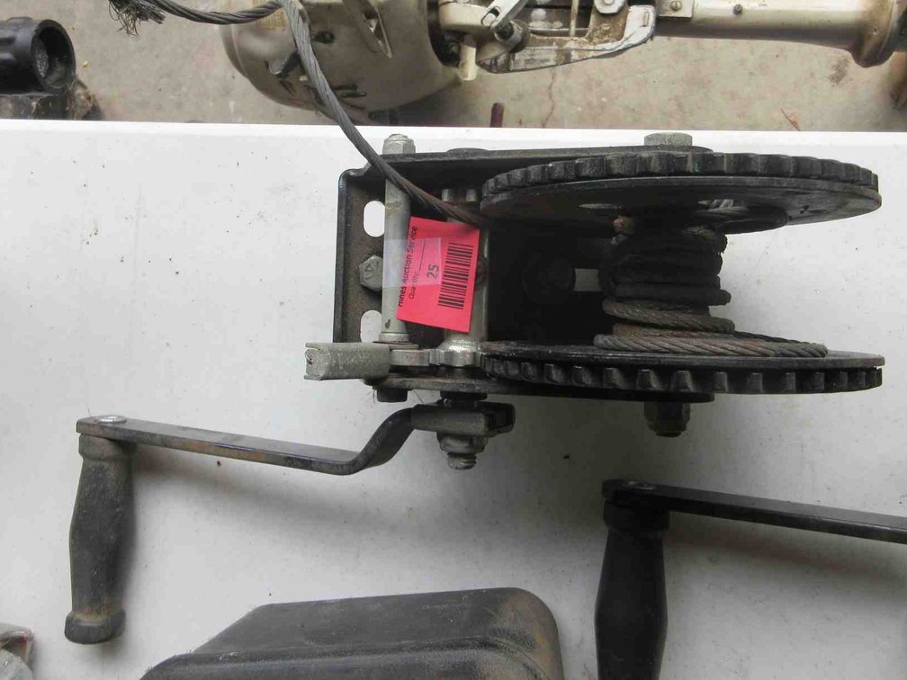 Central Forge ratchet winch