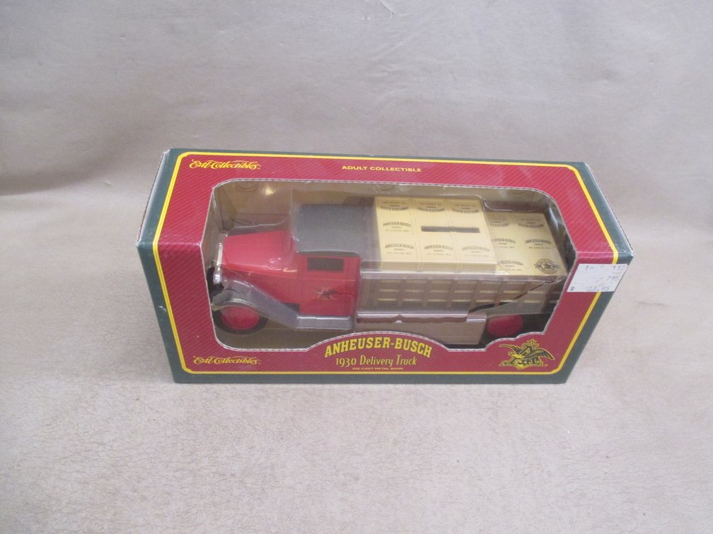 Ertl die cast 1930 Anheuser-Busch 1930 Delivery Truck metal bank