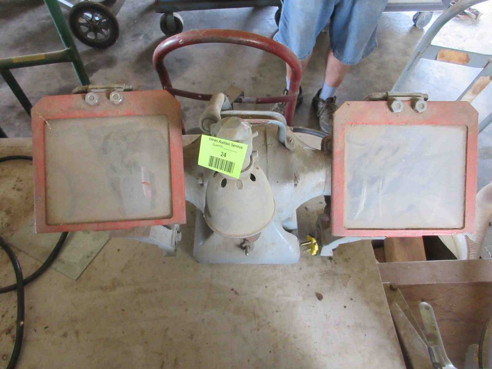 Bench grinder