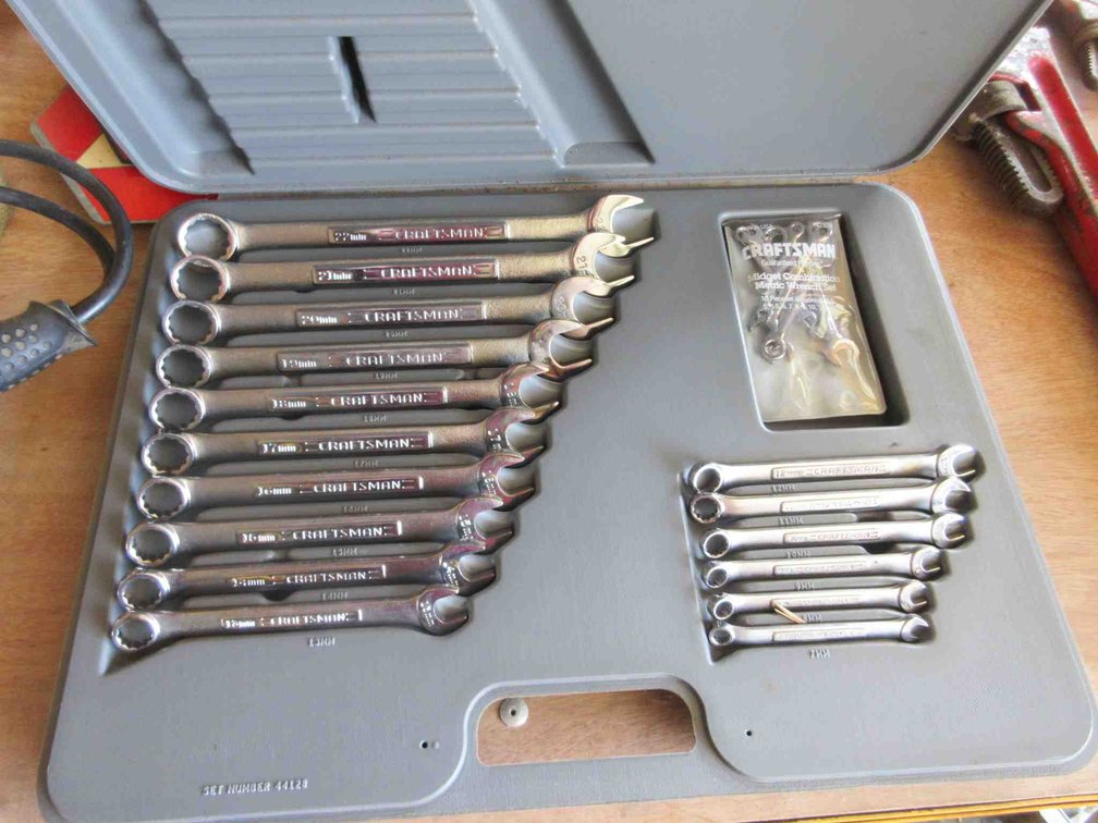 Craftsman metric wrench set