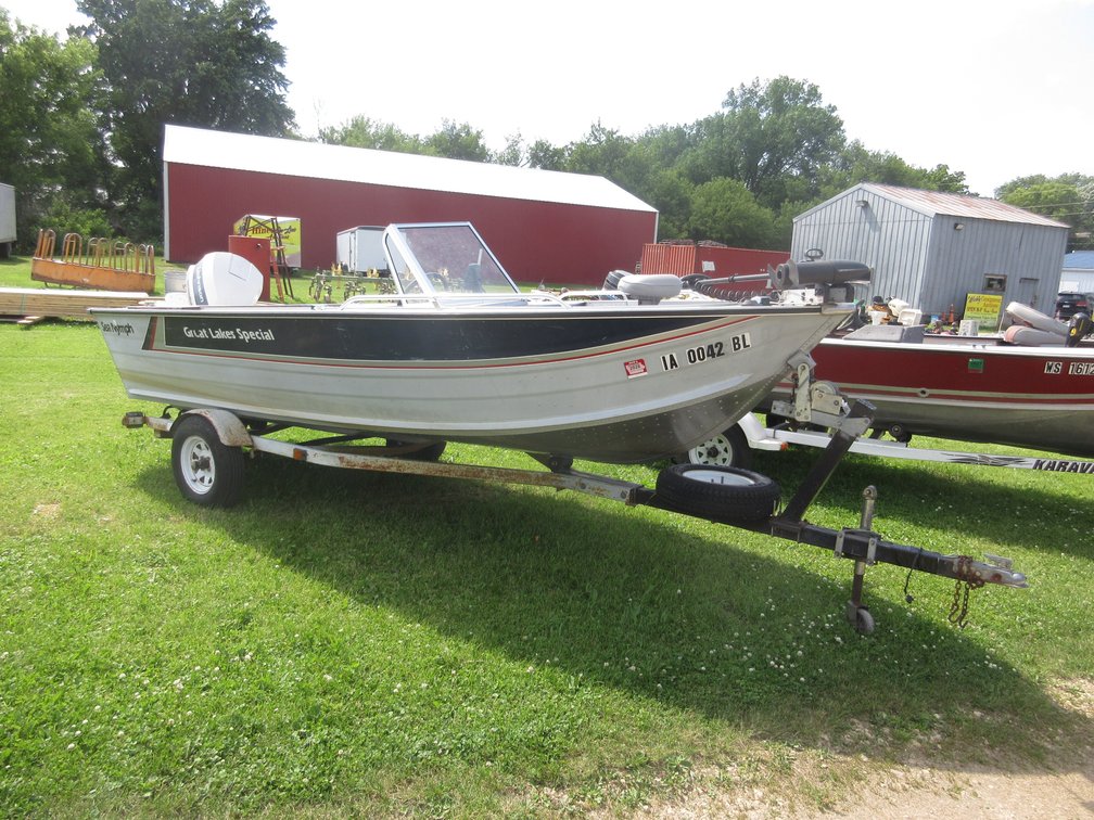 1989 Sea Nymph Great Lakes Special aluminum boat 17'L on trailer