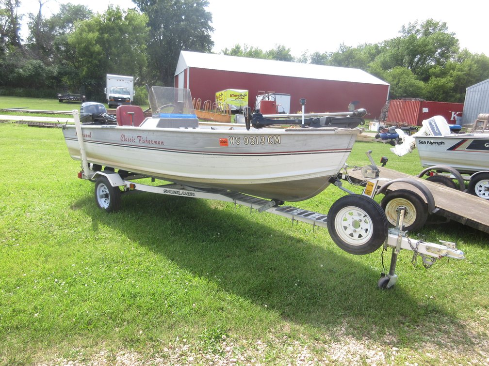 North Wood Classic Fisherman 14'L aluminum boat on trailer