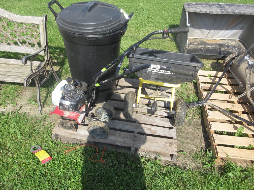 Earthquake Vipor gas tiller
