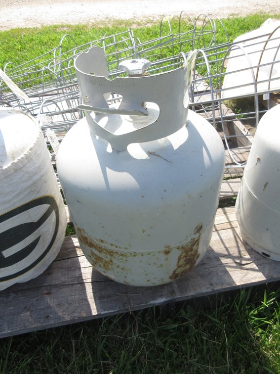 LP portable tank, empty