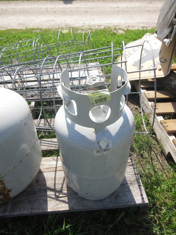 LP portable tank, empty