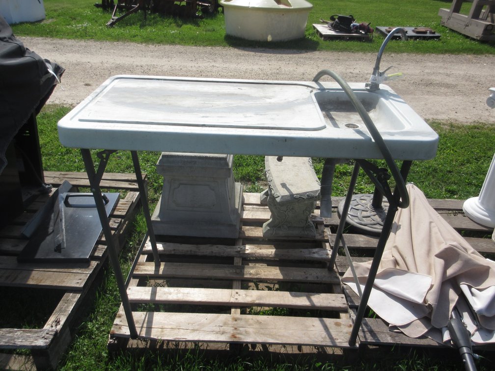 Poly folding table with sink