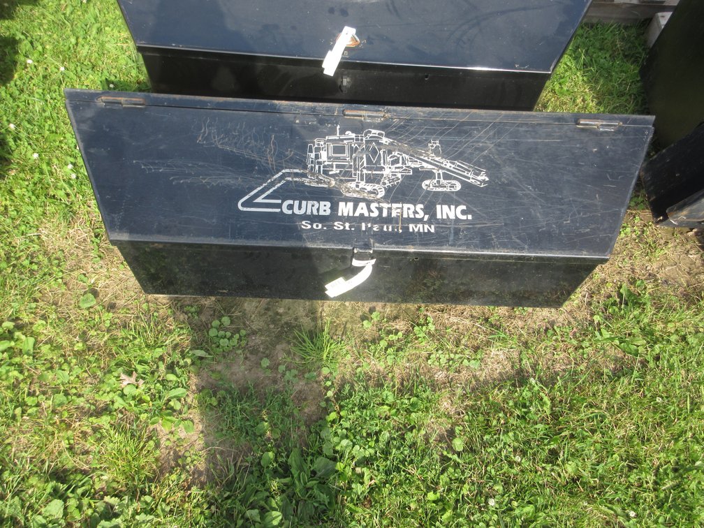 Steel tool box
