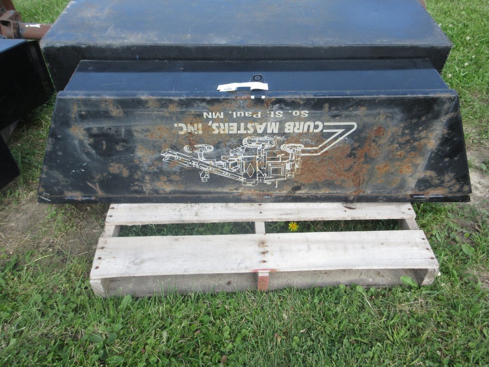 Steel tool box