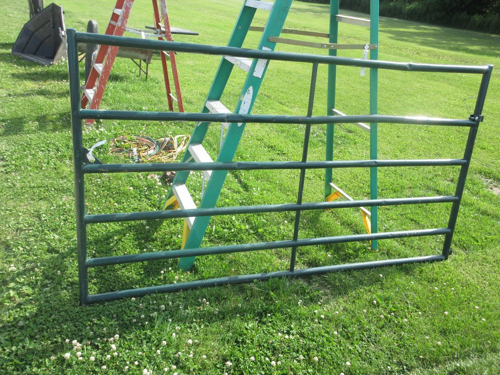 Steel 6 rail tube gates