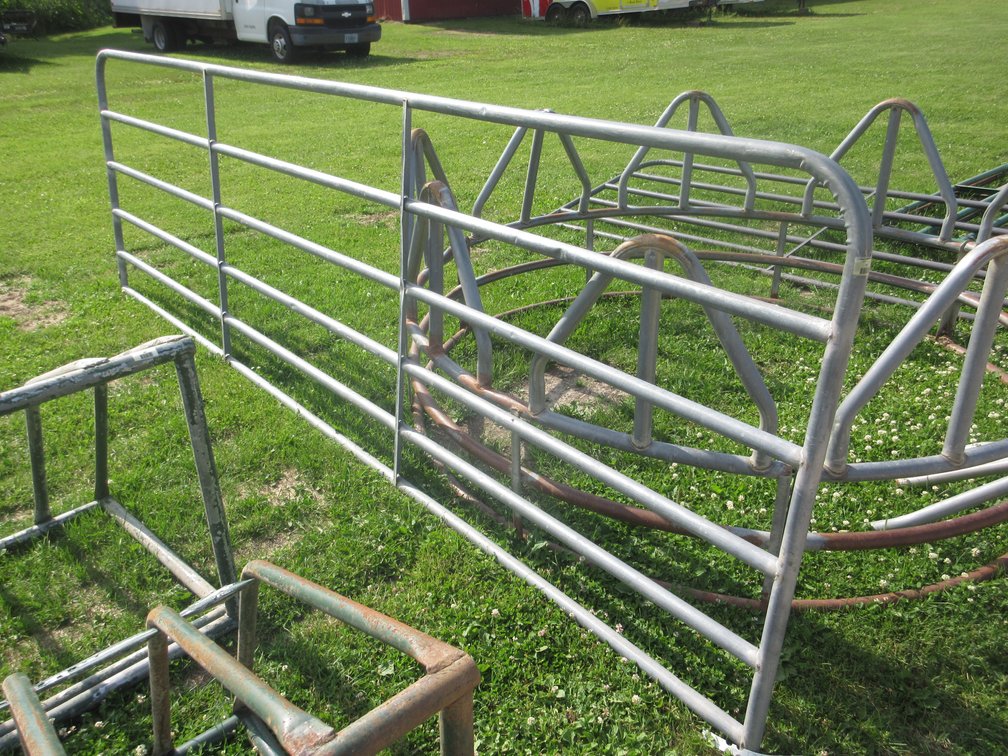 Steel 6 rail tube gates