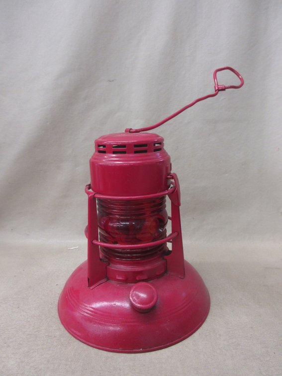 Embury metal railroad lantern