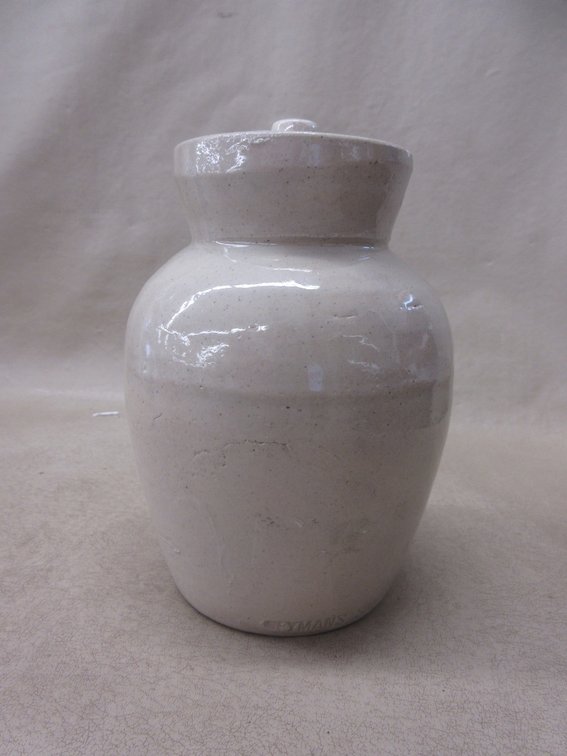 Weyman's Stoneware snuff jar with lid