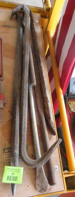 Group of pry bars