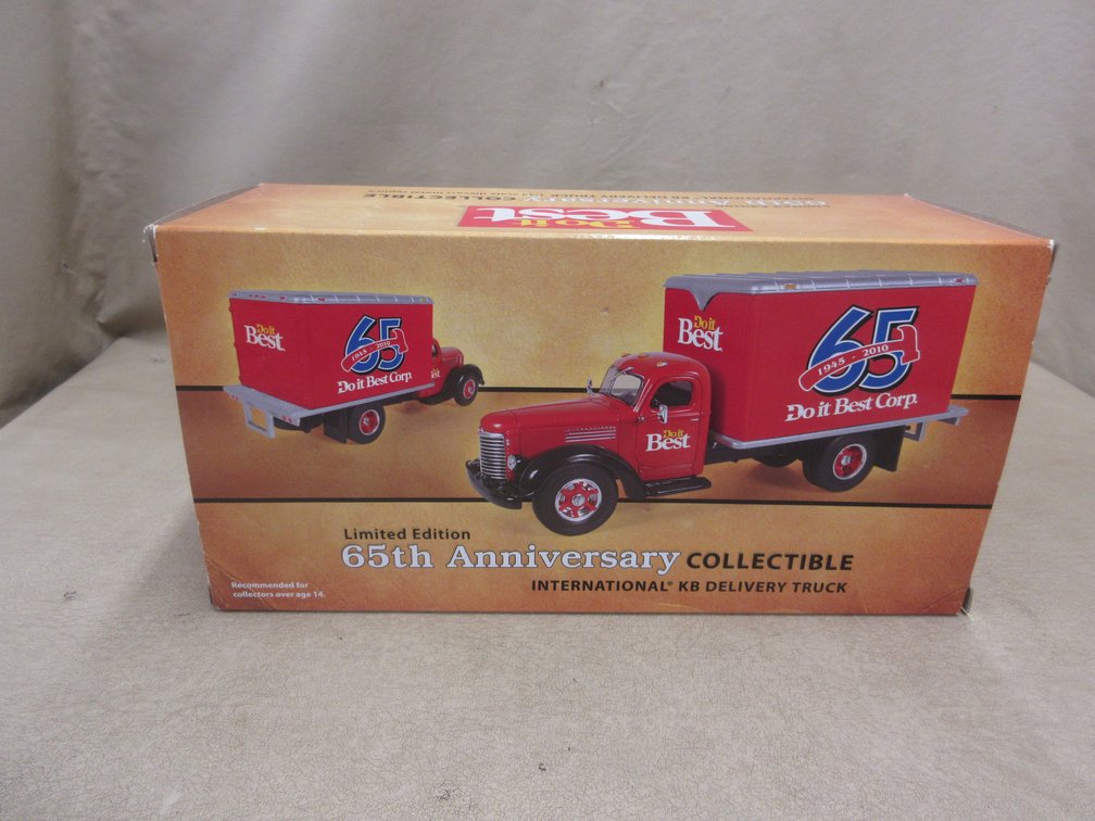 First Gear Do It Best International KB Delivery Truck