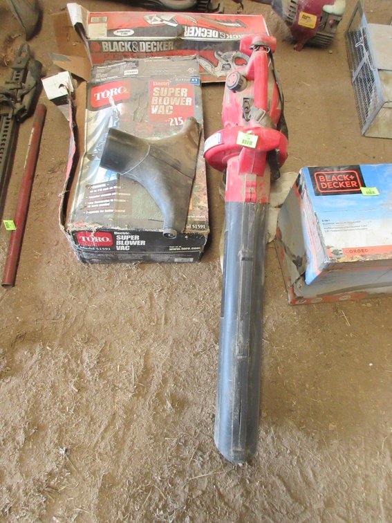 Toro gas super blower vac