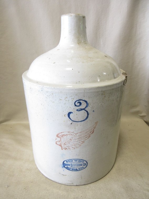 Red Wing Union Stoneware 3-gallon shoulder jug