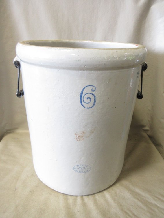 Red Wing Union Stoneware 6-gallon crock