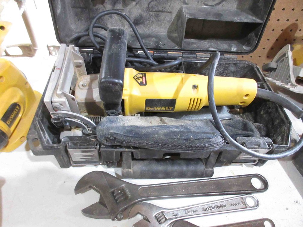 DeWalt plate jointer