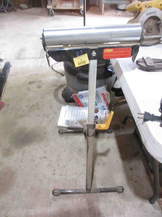 Workforce roller material stand