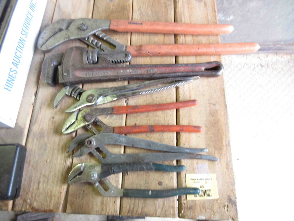 Group of wrenches