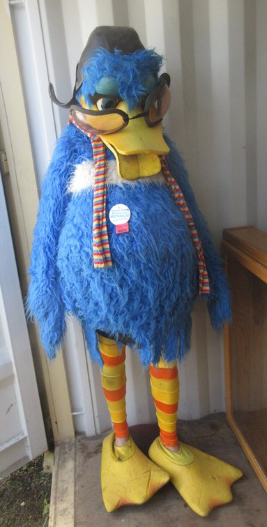 Republic Airlinea Big Blue Bird mascot