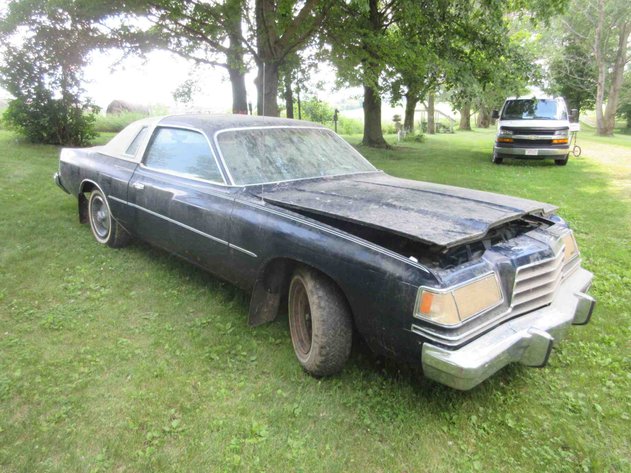 Image for 1979 Dodge Magnum 2-door coupe (needs battery, unknown running condition)