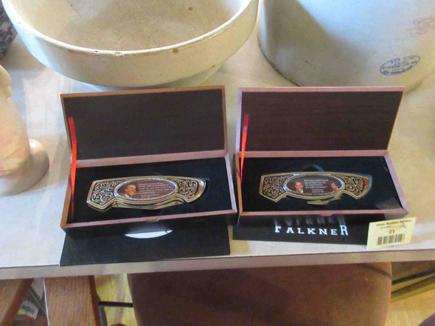 Image for (2) Falkner Barack Obama collector knives