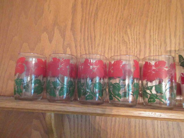 Image for Group of vintage juice glasses