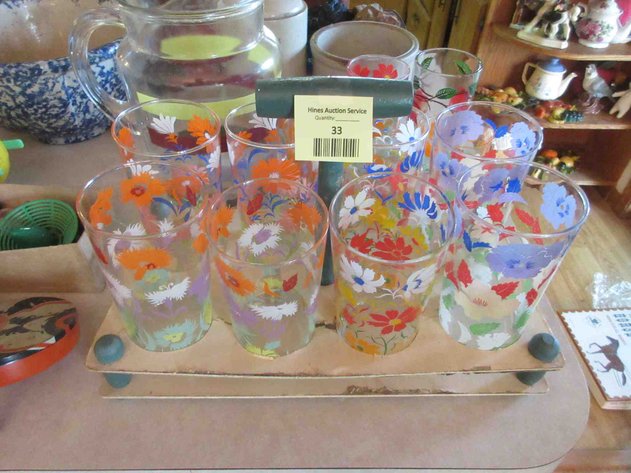Image for 8-Piece vintage juice glass set in cardboard carrier