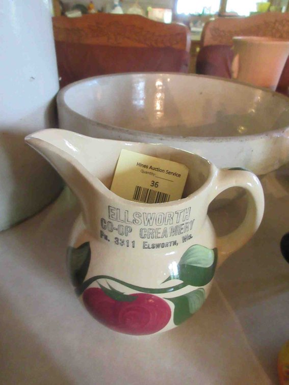 Watt Ellsworth Co-op Creamery apple pitcher