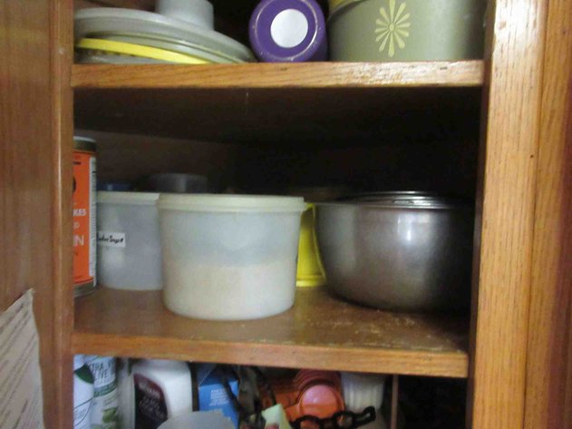 Image for Contents of upper cabinets