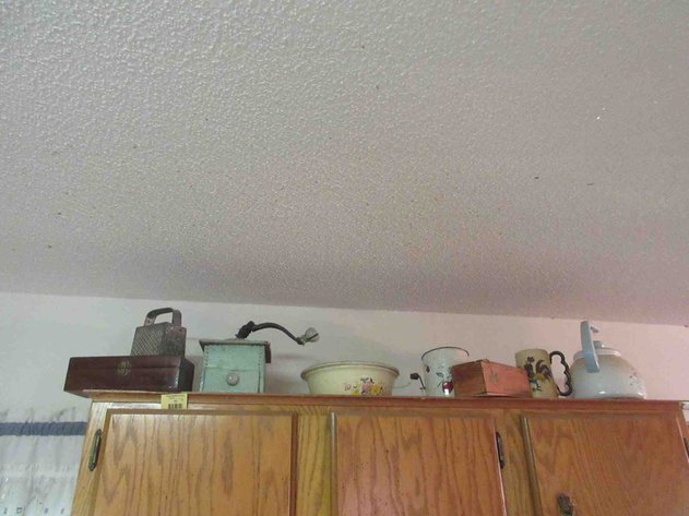 Image for Group on top of cabinets