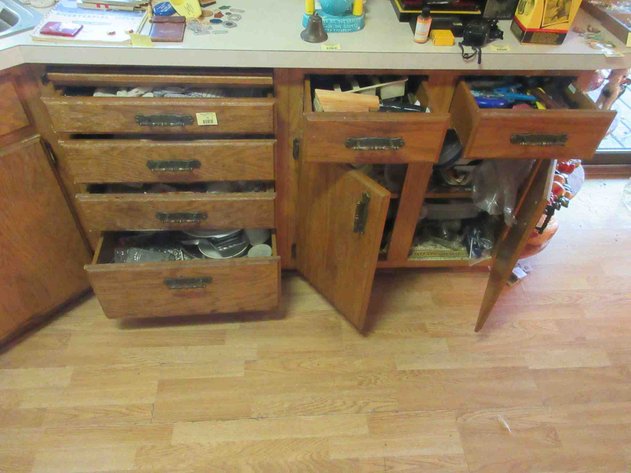 Image for Contents of (6) drawers and lower cabinet