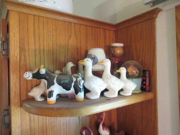 Image for Group on upper cabinet side shelves