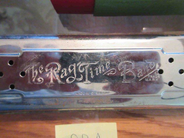 Image for C.A. Seydel Sohne rag time band harmonica in box
