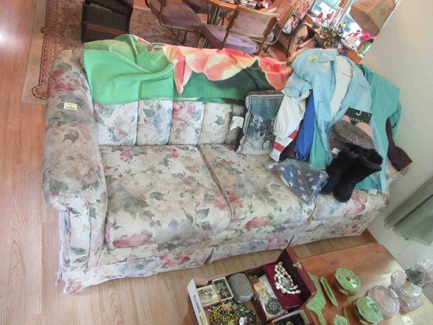 Image for Noritage vintage floral sofa