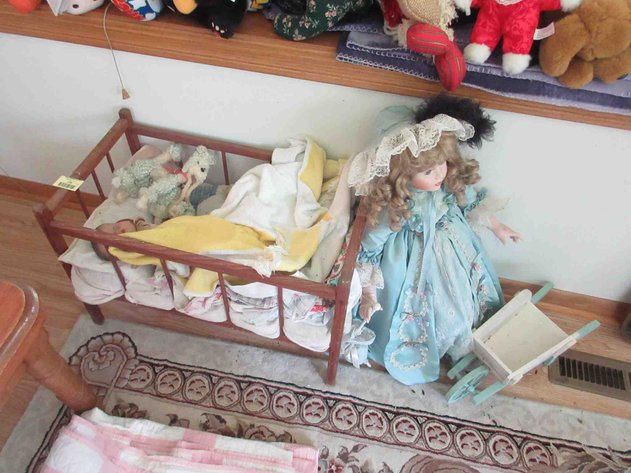 Image for Vintage doll group