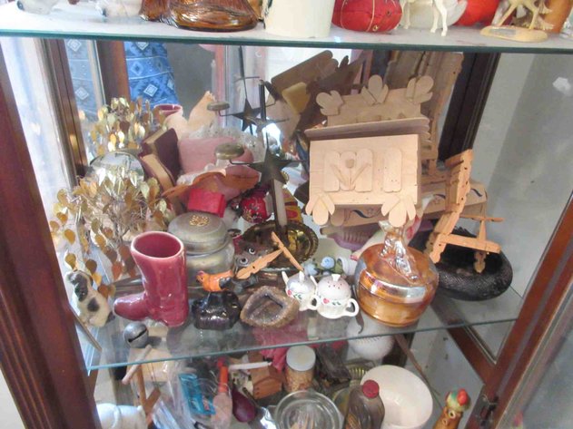 Image for Contents of curio cabinet