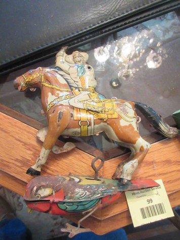Image for (2) Vintage tin toys