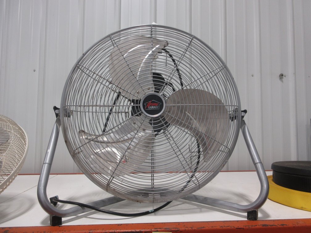 Xtreme Garage floor fan