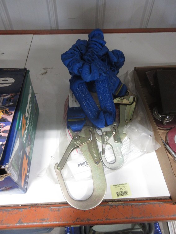 Protecta shock absorbing lanyard safety harness