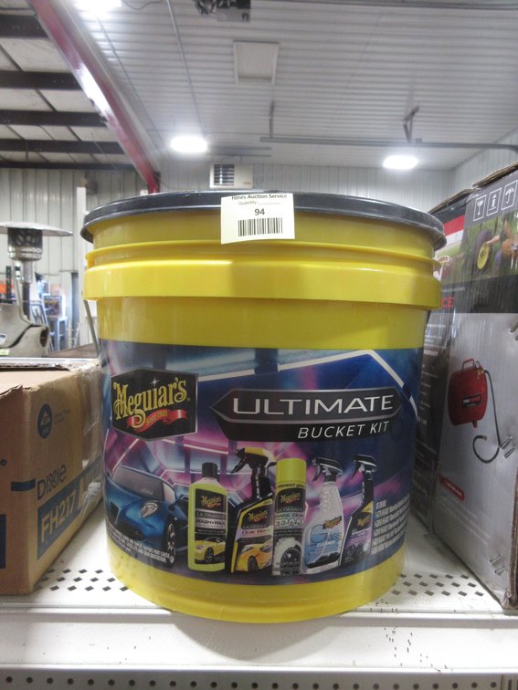 Meguiar's Ultimate cleaning products in bucket