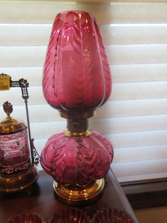 Cranberry drape table lamp
