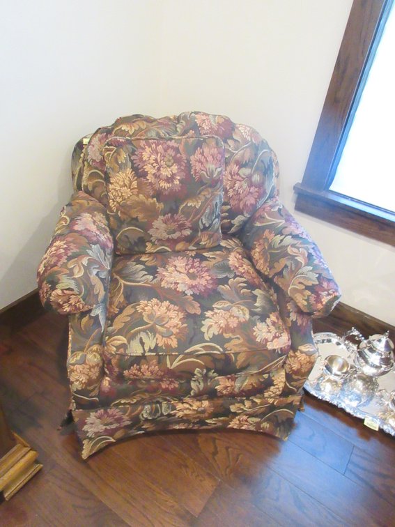 Sherrill stuffed occasional chair with throw pillow