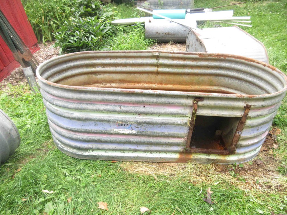 Galvanized stock tank