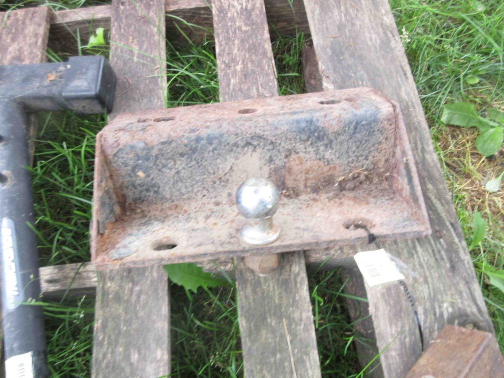 Steel hitch plate with 1-7/8" ball