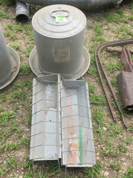 (3) Poltry feeders