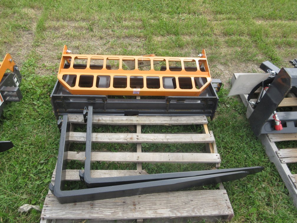 Land Honor 42" pallet forks