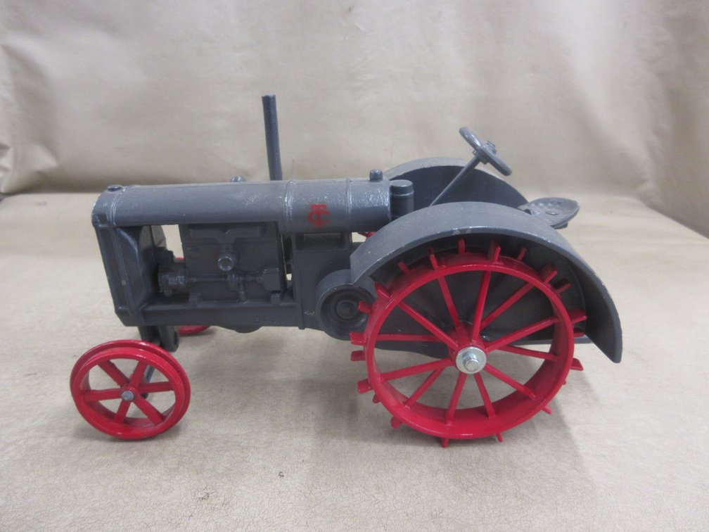 Ertl die cast Case "L" tractor
