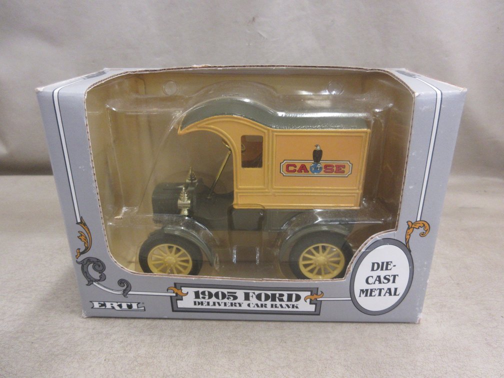 Ertl die cast 1905 Ford Delivery car bank
